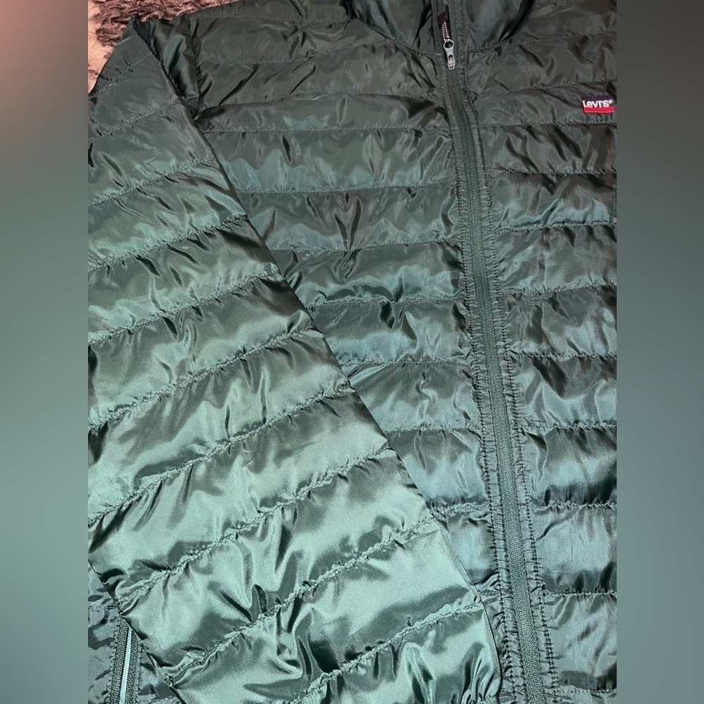 Levi's Presidio Packable Puffer Jacket - Picture 3 of 16